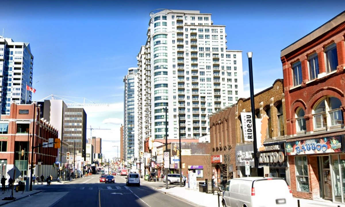 Building View on Rideau Street